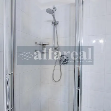 Appartement Mimmo 7 Beachfront, 2 Bedrooms, And Parking Space