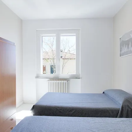 Mimmo 7 Beachfront, 2 Bedrooms, And Parking Space Apartman *